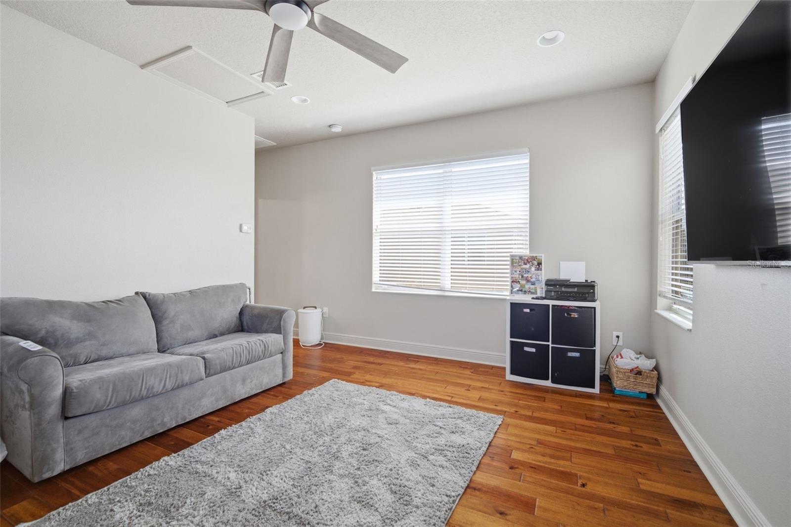 Image 65 of 72 For 3220 Azure Sky Way