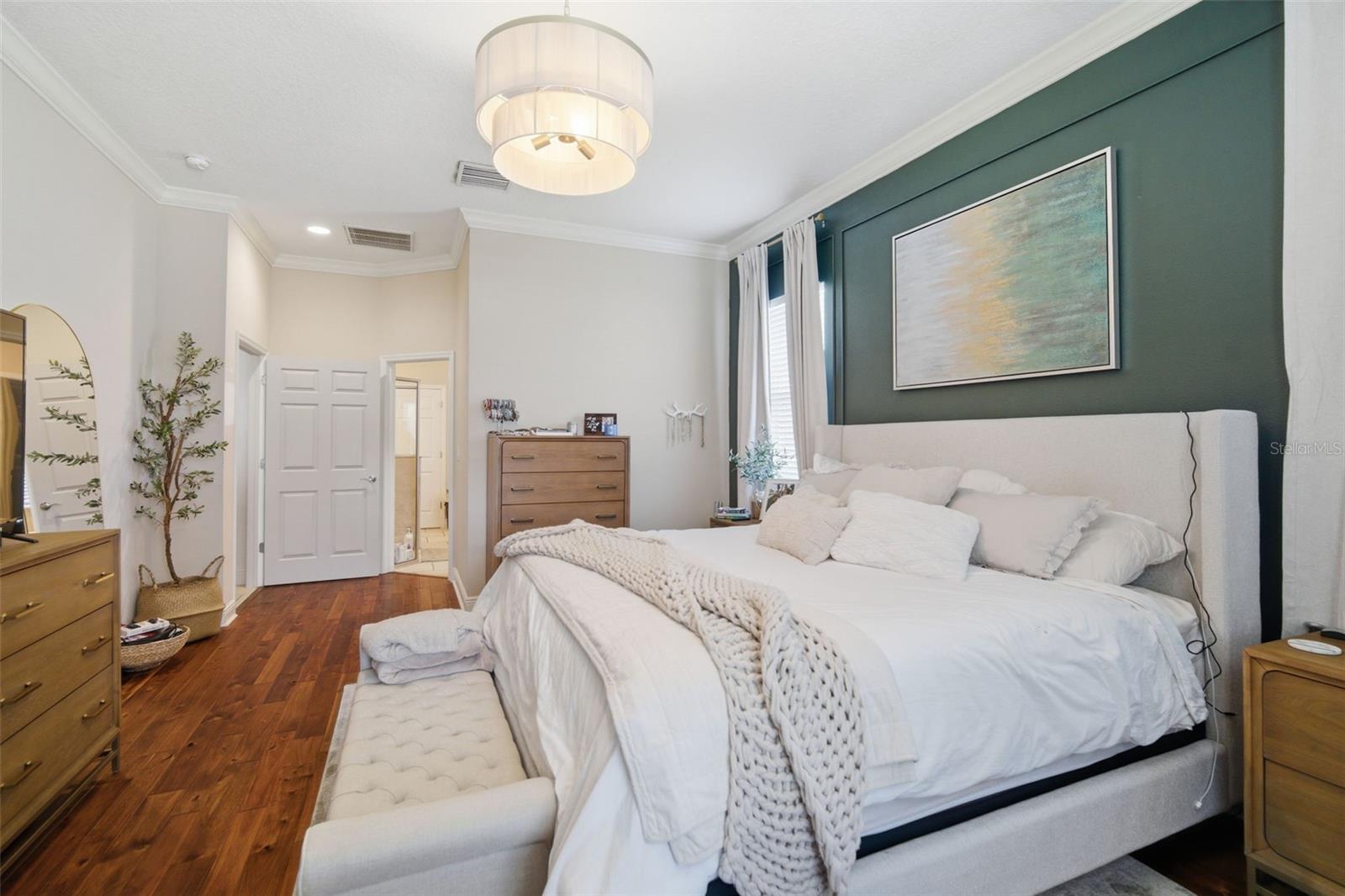 Image 8 of 72 For 3220 Azure Sky Way