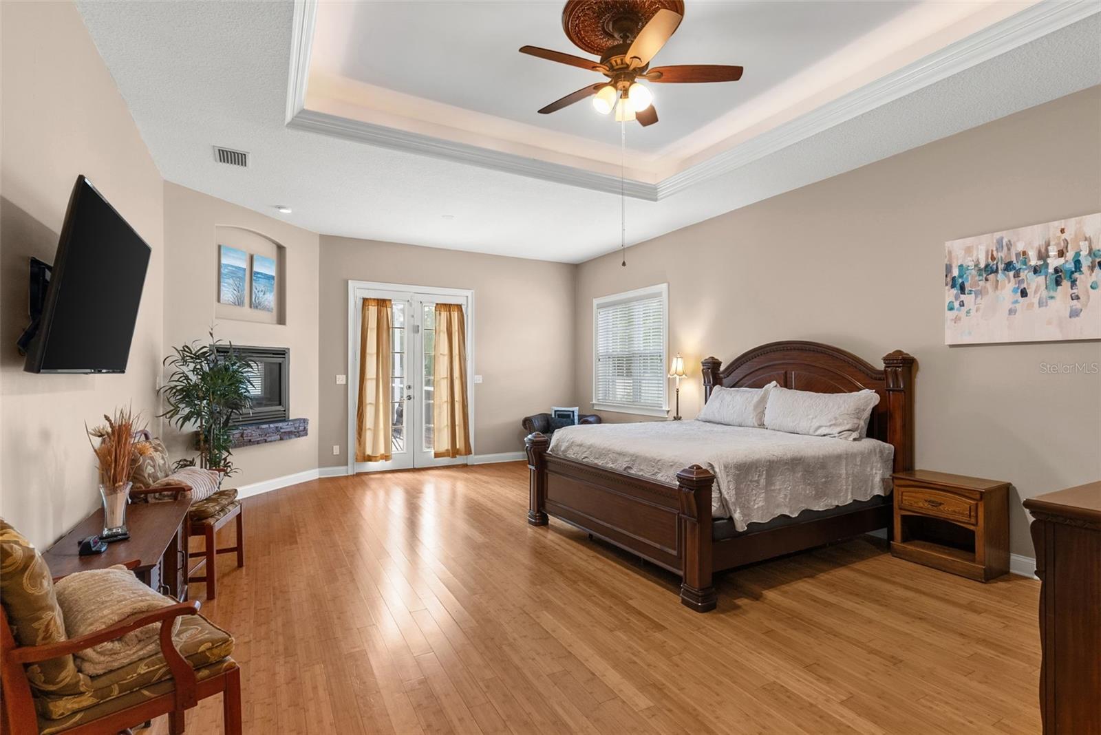 Image 19 of 49 For 12080 143rd Street