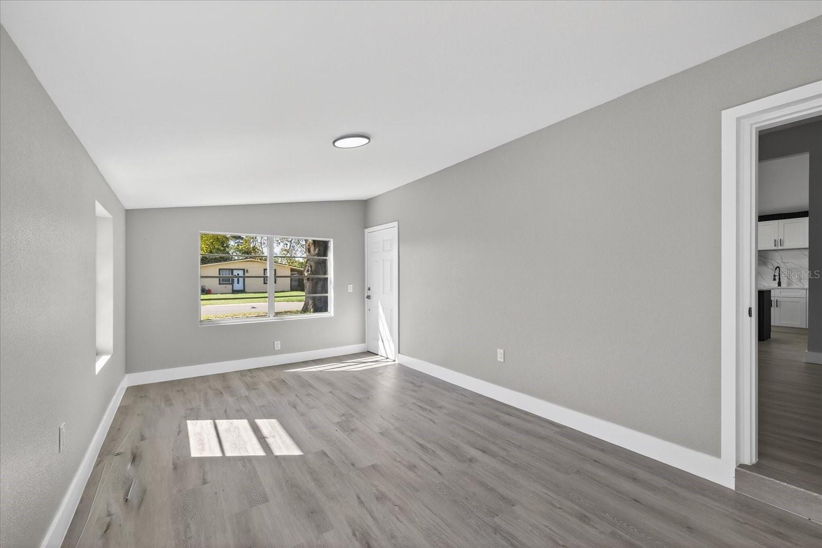 Image 11 of 36 For 4503 Clifton Street