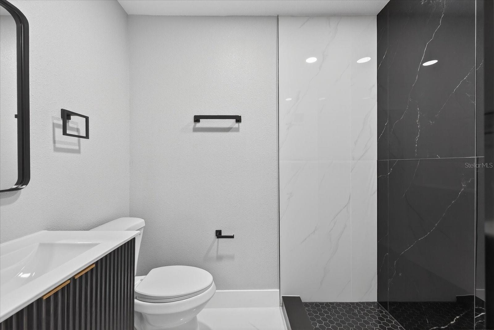 Image 16 of 36 For 4503 Clifton Street