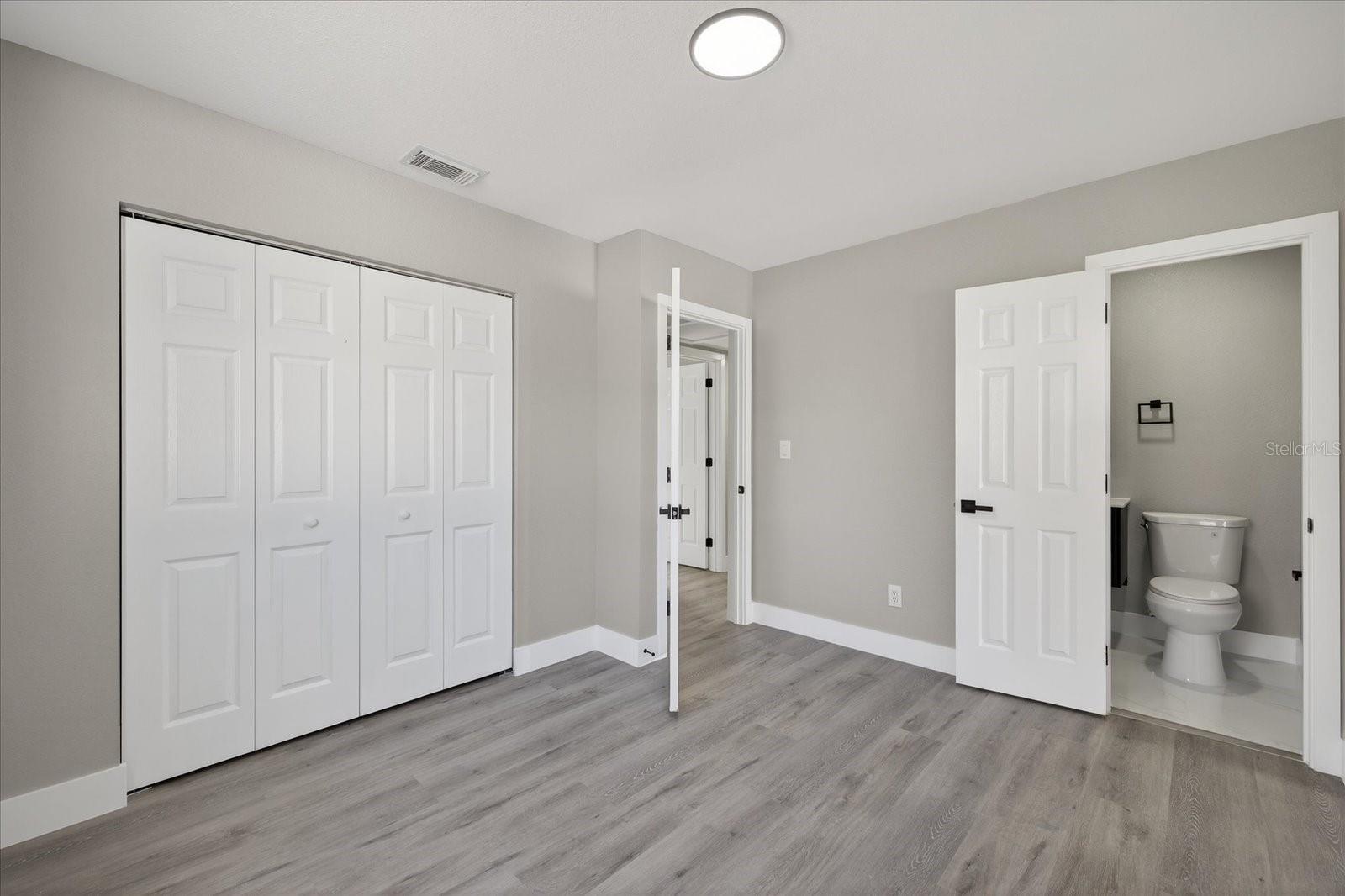 Image 18 of 36 For 4503 Clifton Street