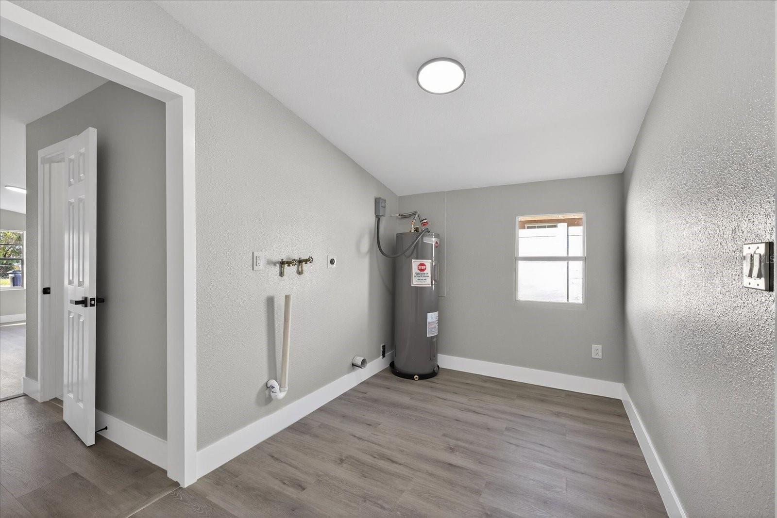 Image 27 of 36 For 4503 Clifton Street