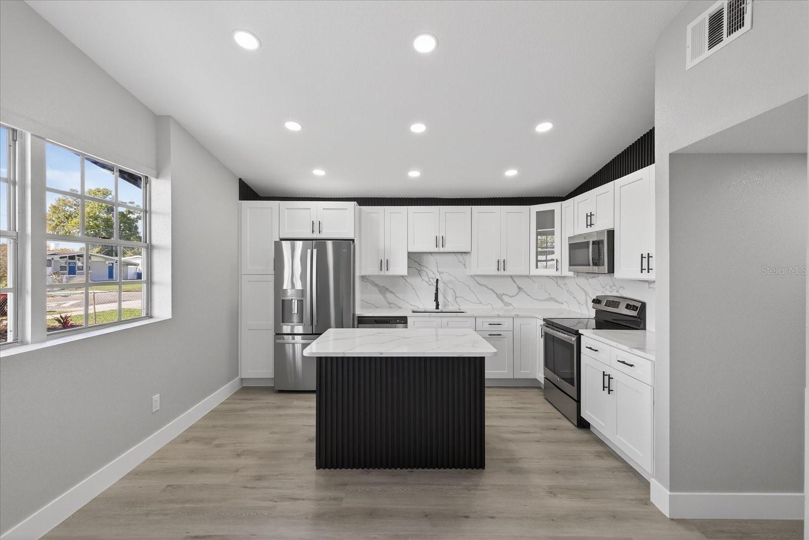 Image 7 of 36 For 4503 Clifton Street