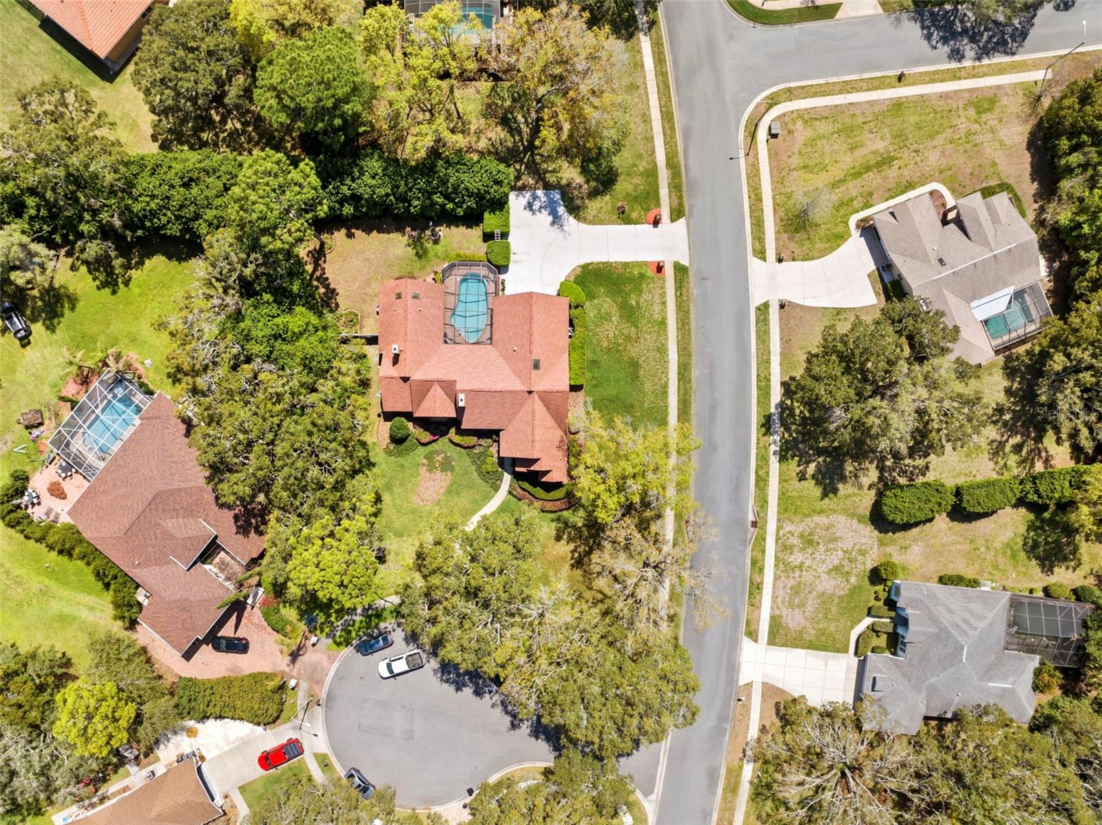 Image 41 of 87 For 14152 Pepperwood Court