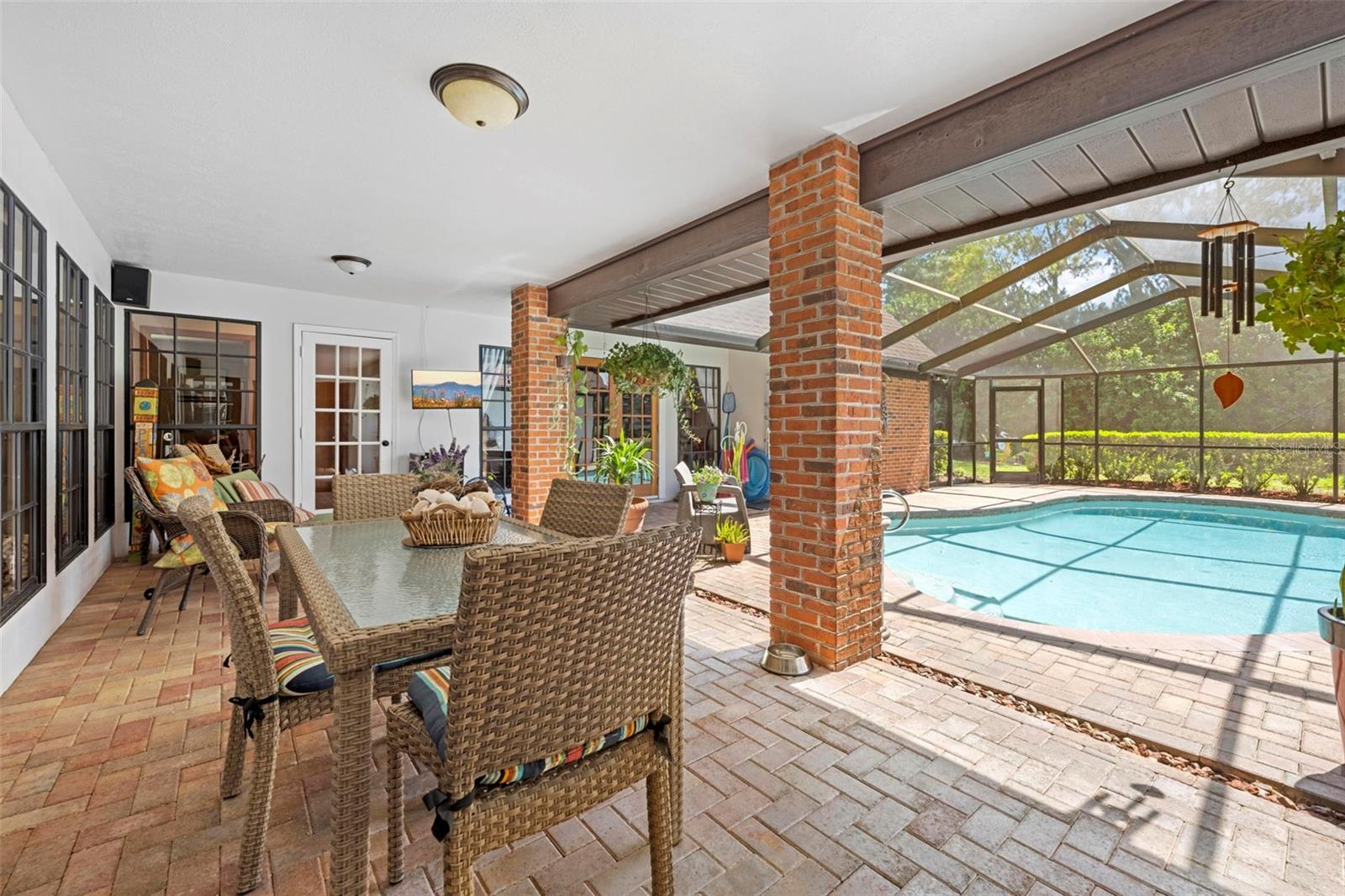 Image 72 of 87 For 14152 Pepperwood Court