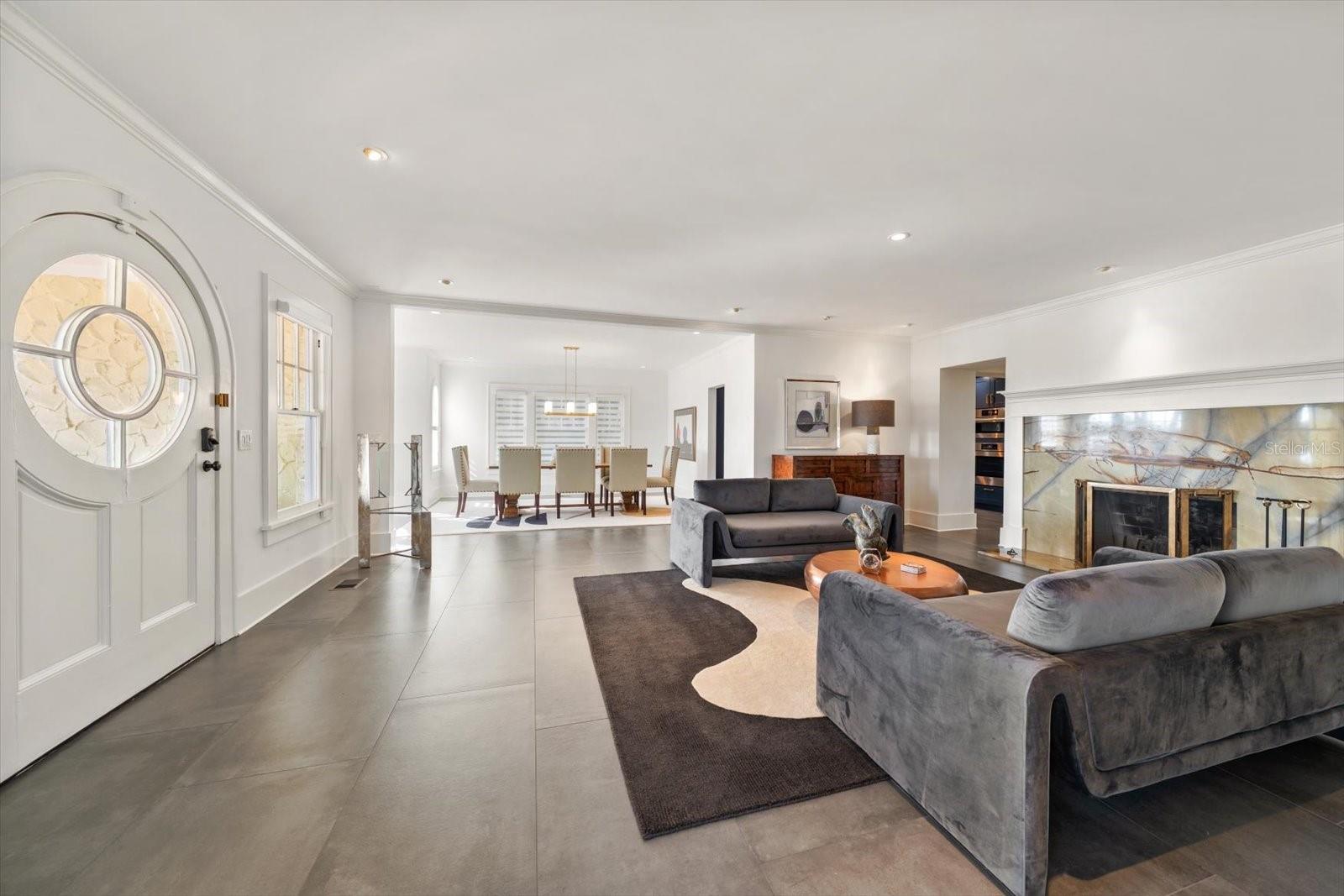 Image 13 of 76 For 2050 Coffee Pot Boulevard Ne