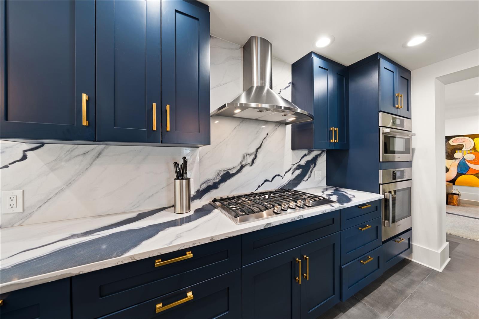 Image 23 of 76 For 2050 Coffee Pot Boulevard Ne