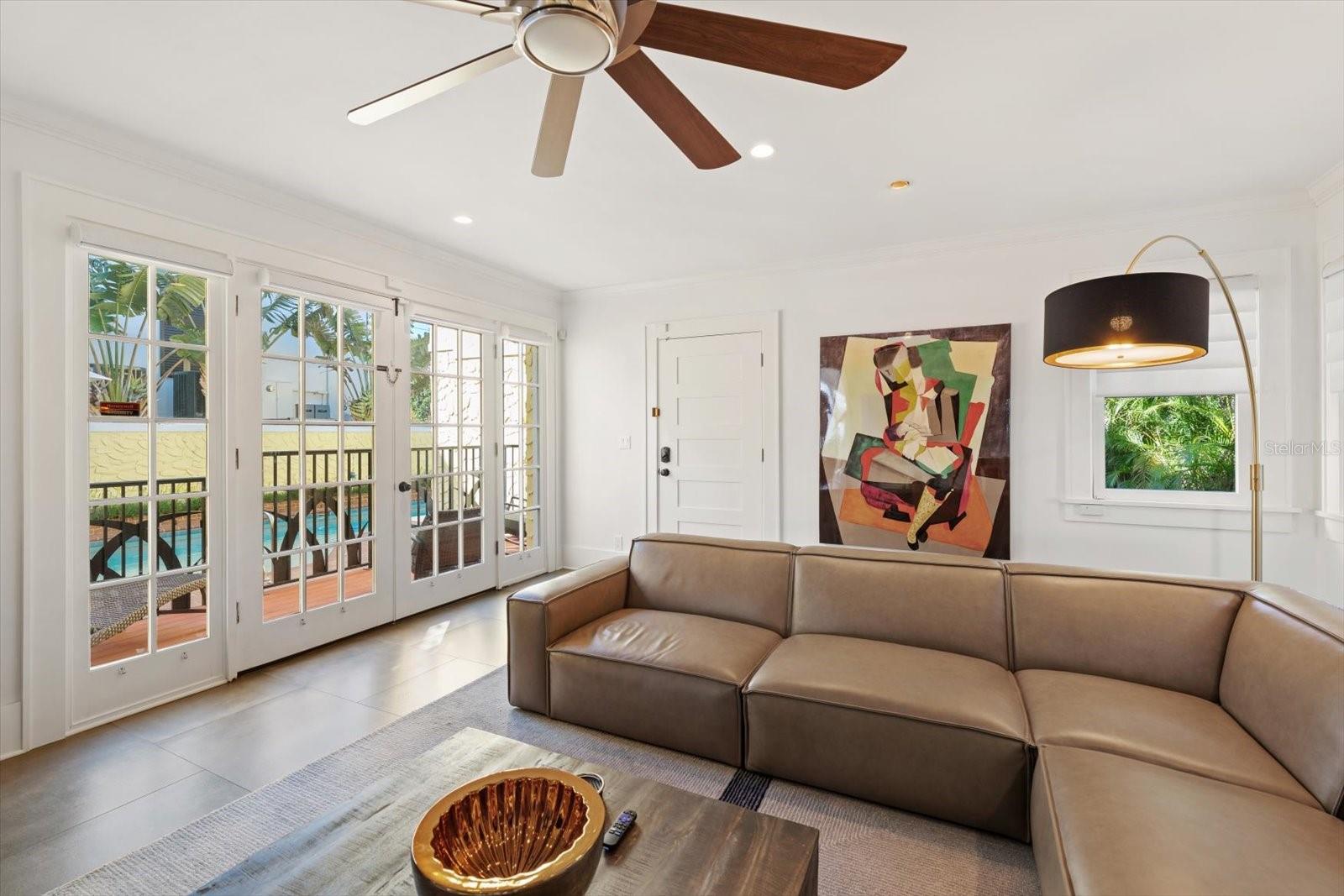 Image 26 of 76 For 2050 Coffee Pot Boulevard Ne