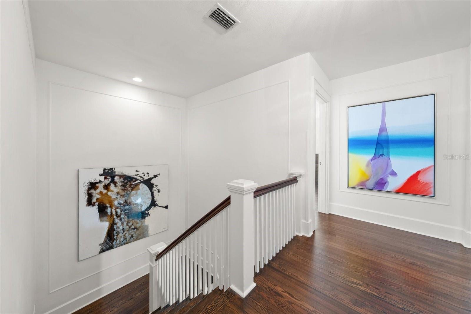 Image 33 of 76 For 2050 Coffee Pot Boulevard Ne