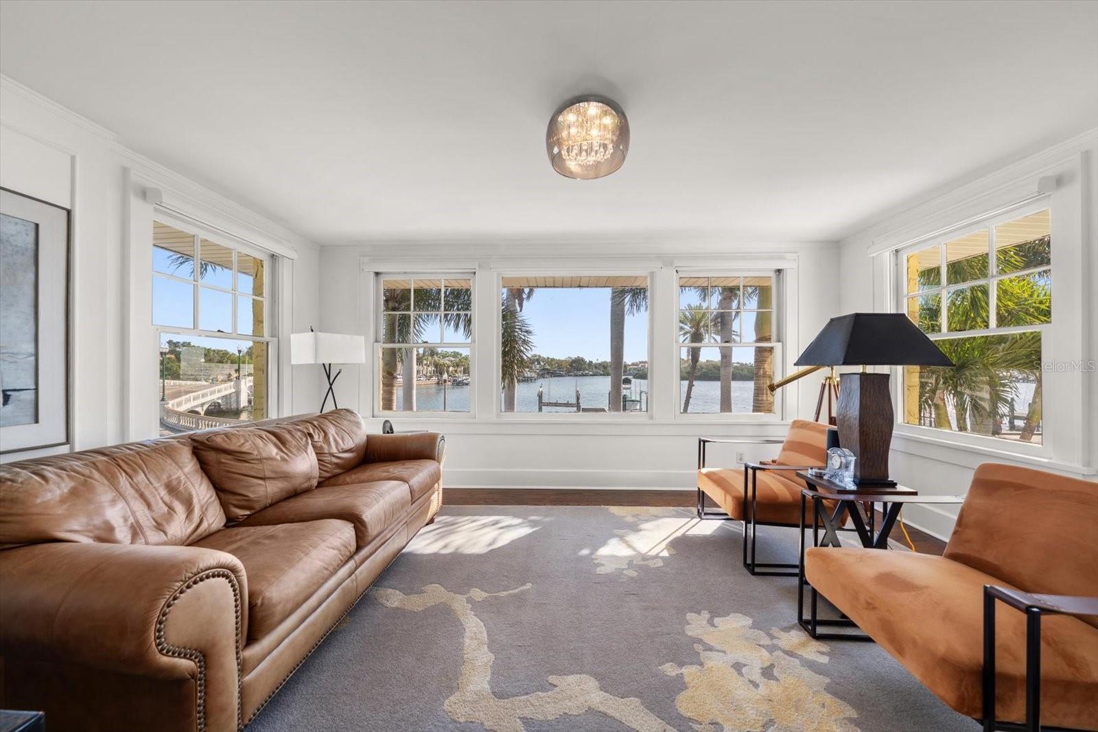 Image 40 of 76 For 2050 Coffee Pot Boulevard Ne