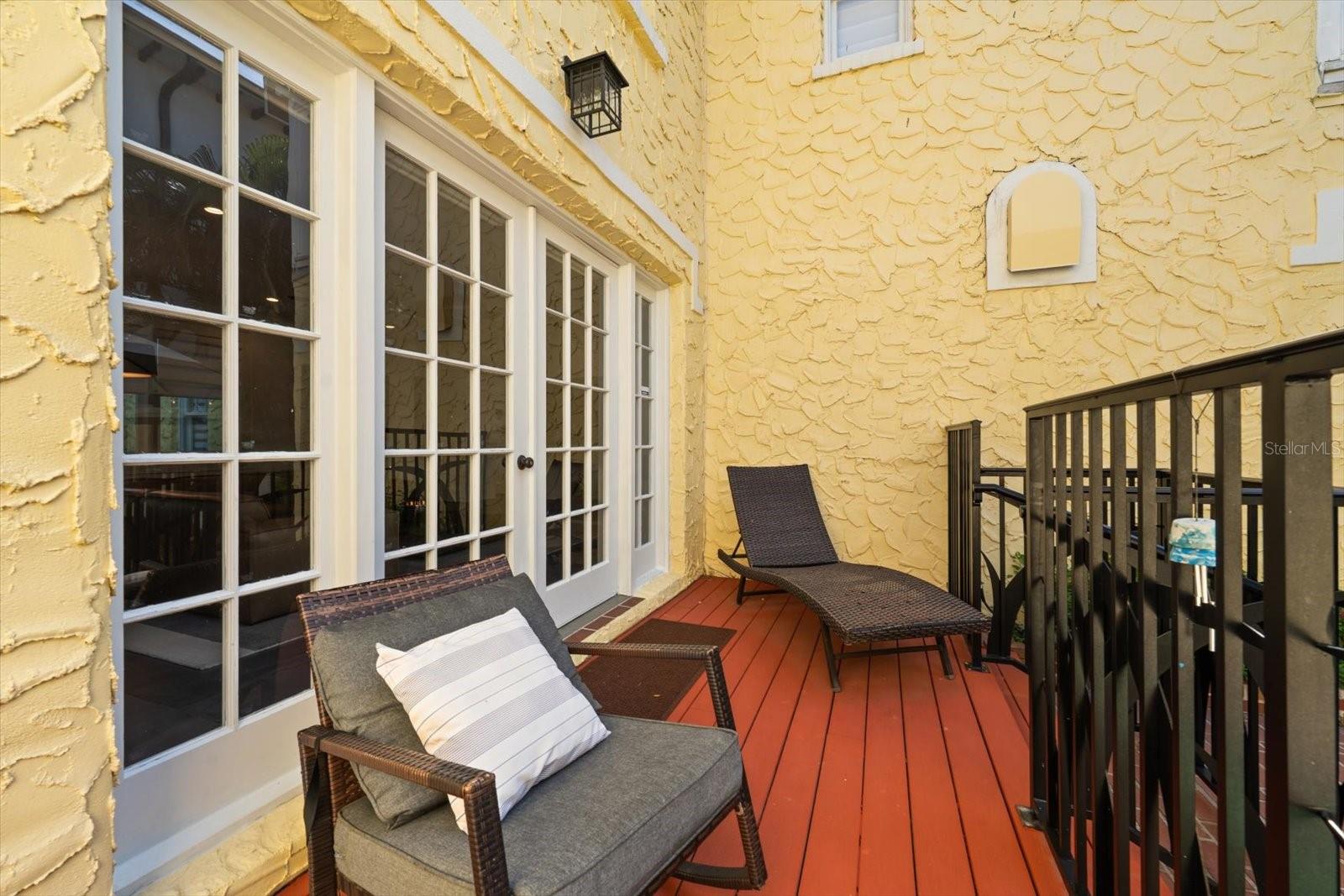 Image 55 of 76 For 2050 Coffee Pot Boulevard Ne