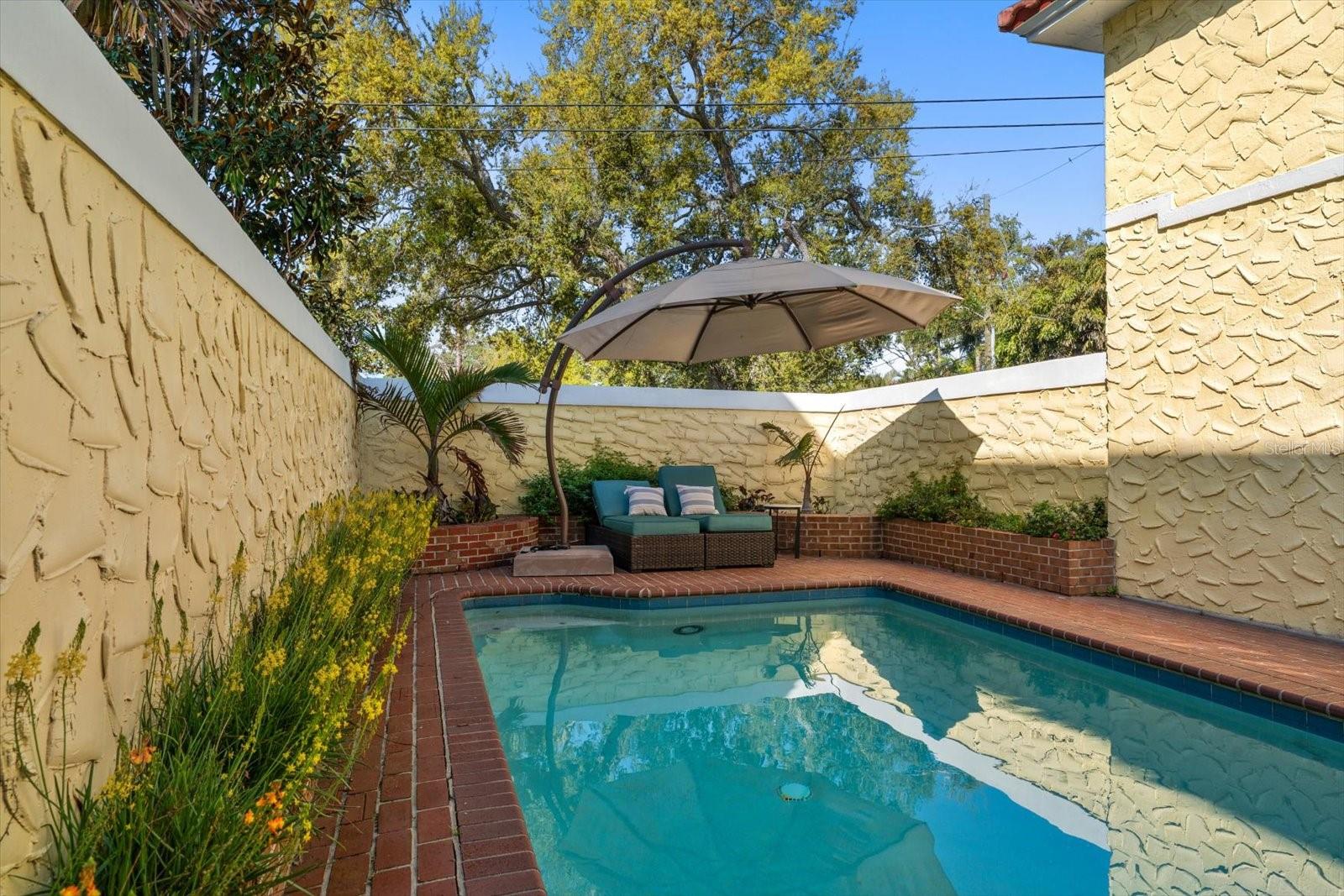 Image 56 of 76 For 2050 Coffee Pot Boulevard Ne