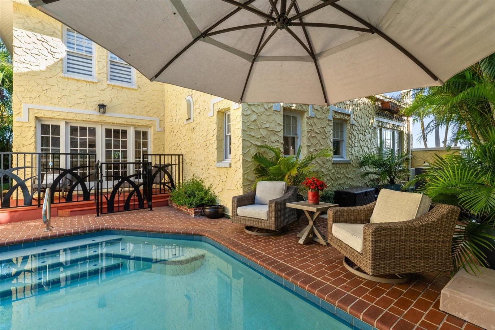 Image 58 of 76 For 2050 Coffee Pot Boulevard Ne