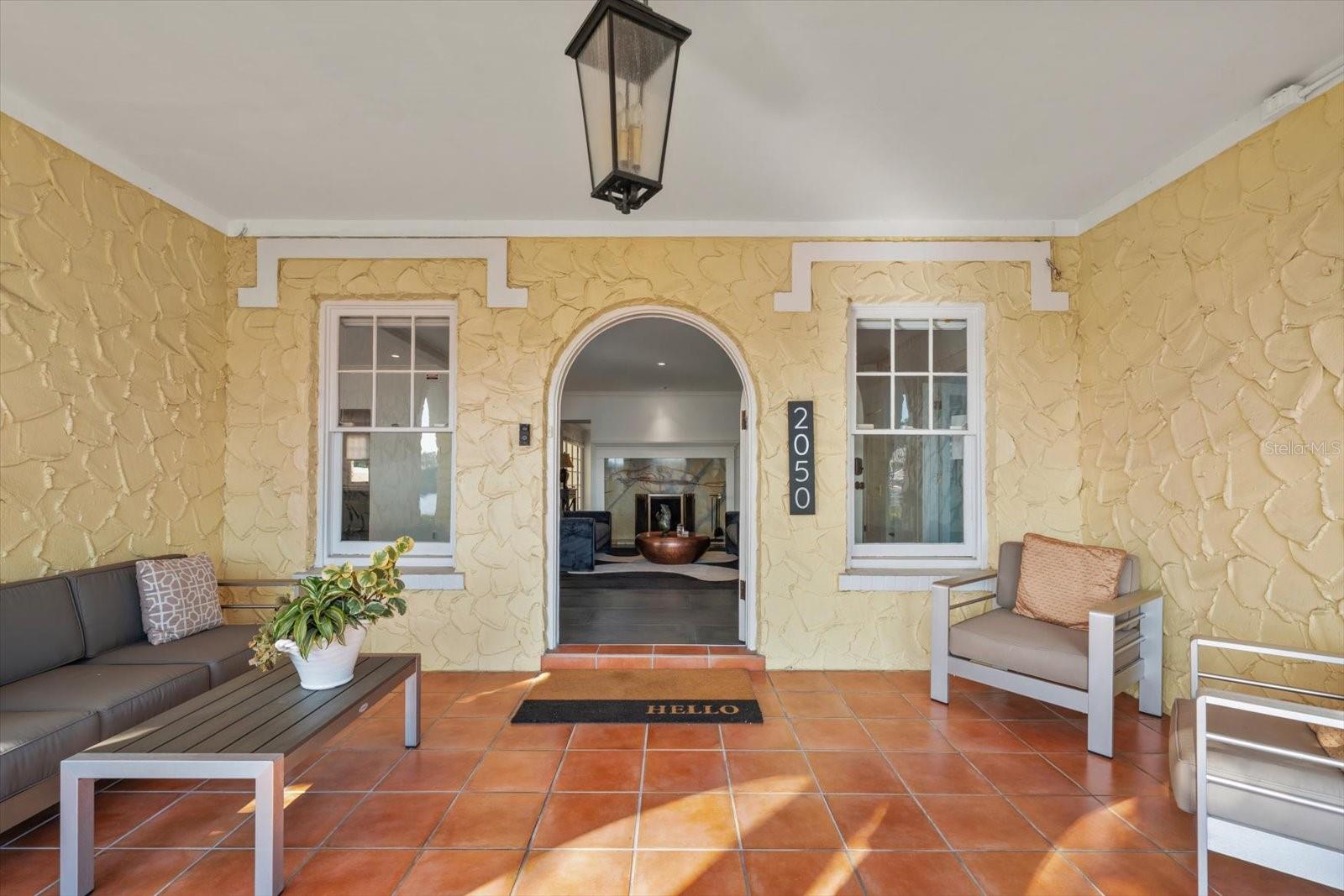 Image 6 of 76 For 2050 Coffee Pot Boulevard Ne