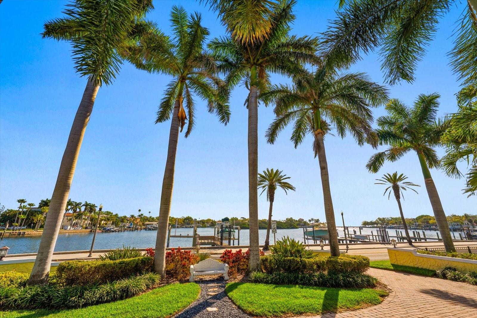 Image 61 of 76 For 2050 Coffee Pot Boulevard Ne