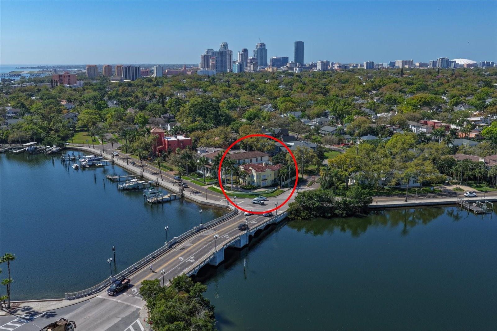 Image 69 of 76 For 2050 Coffee Pot Boulevard Ne