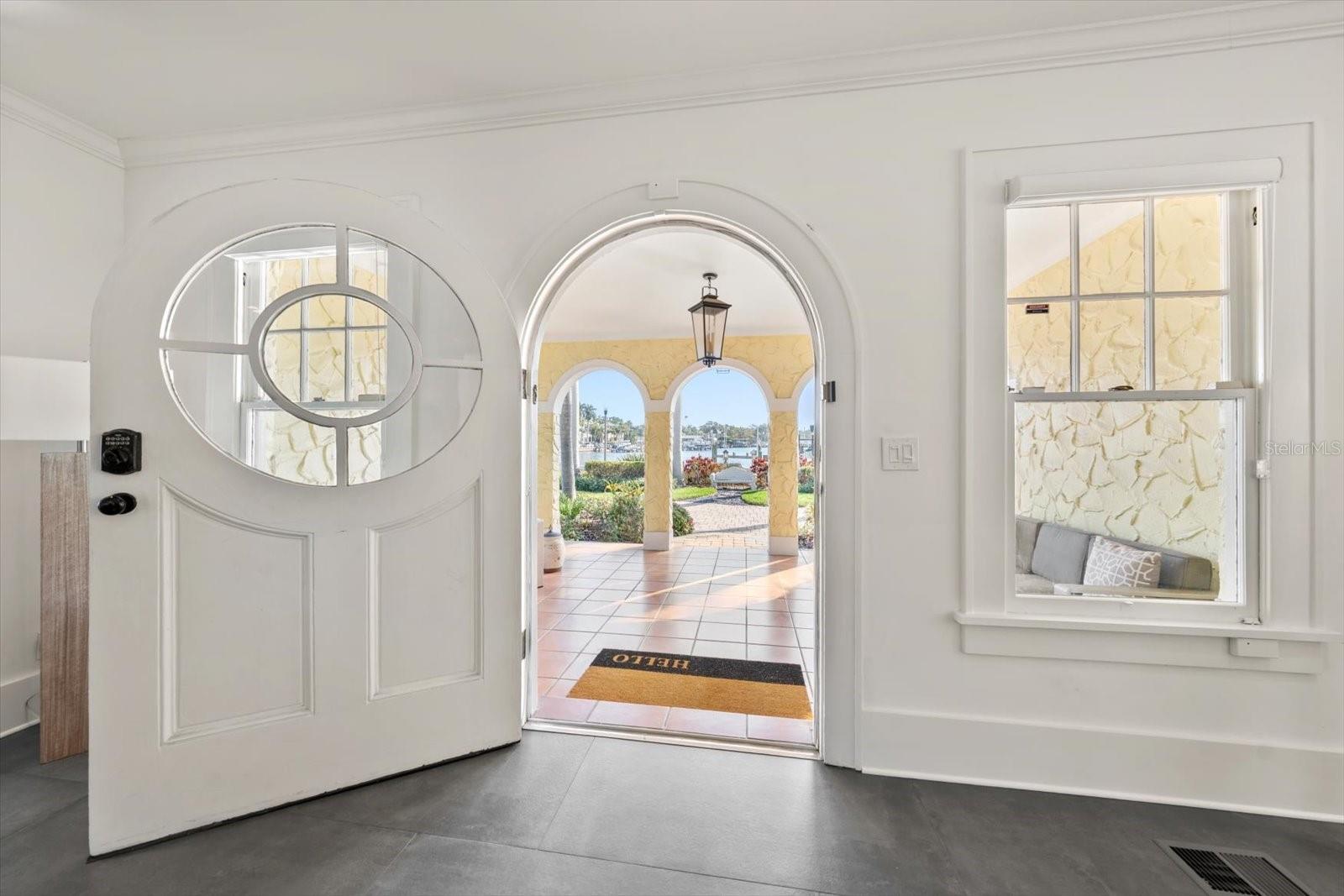 Image 8 of 76 For 2050 Coffee Pot Boulevard Ne