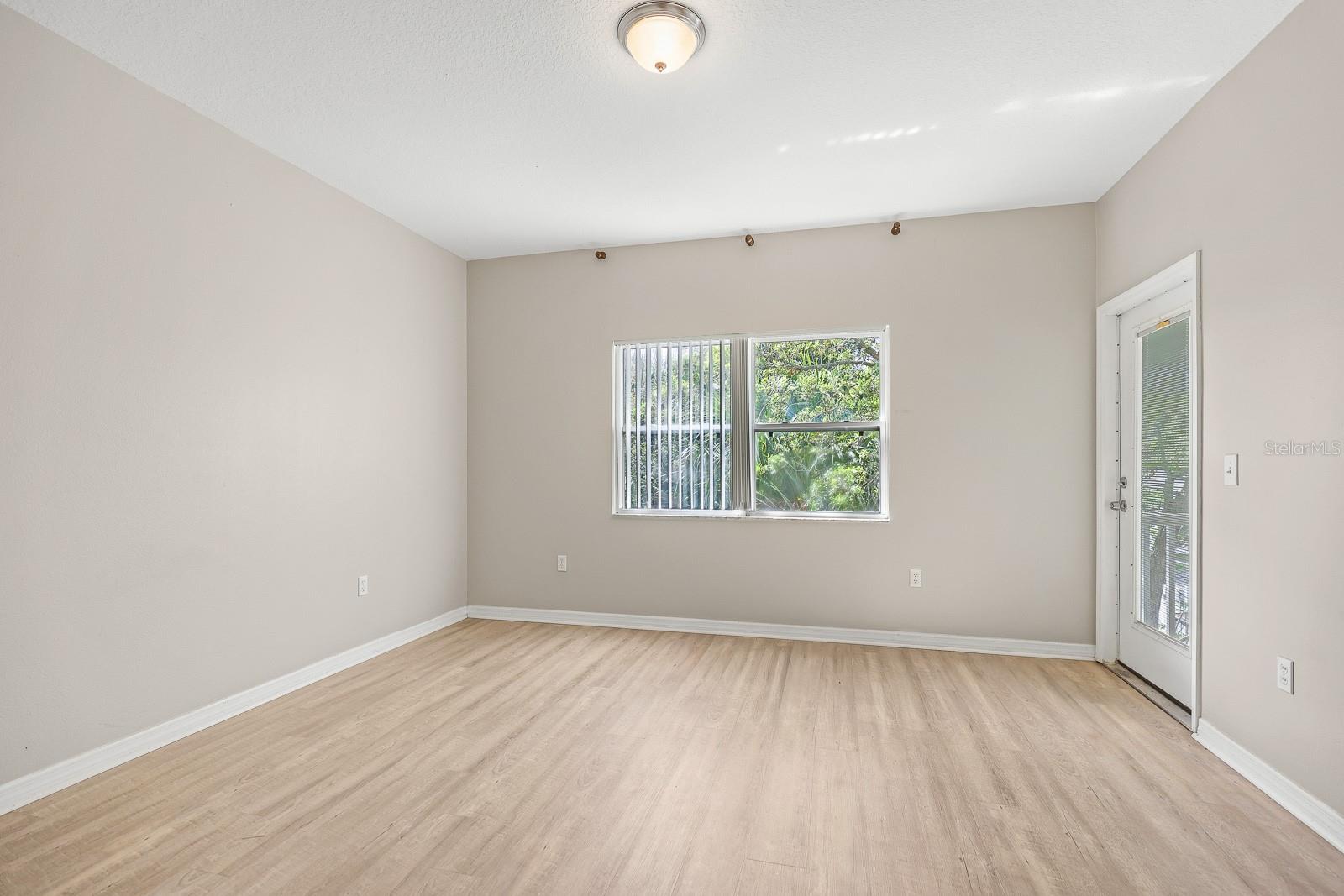 Image 13 of 26 For 3116 Hartnett Avenue