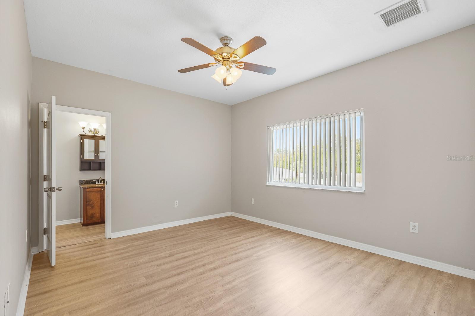 Image 19 of 26 For 3116 Hartnett Avenue