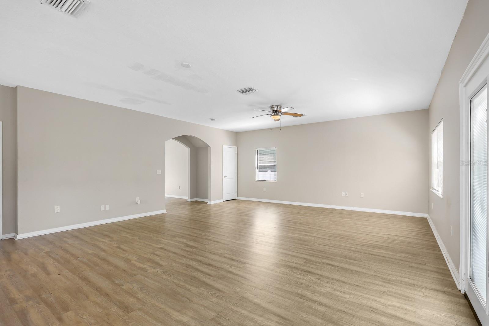 Image 8 of 26 For 3116 Hartnett Avenue