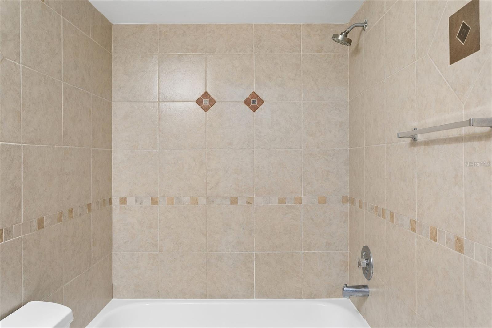 Image 28 of 50 For 10307 Councils Way