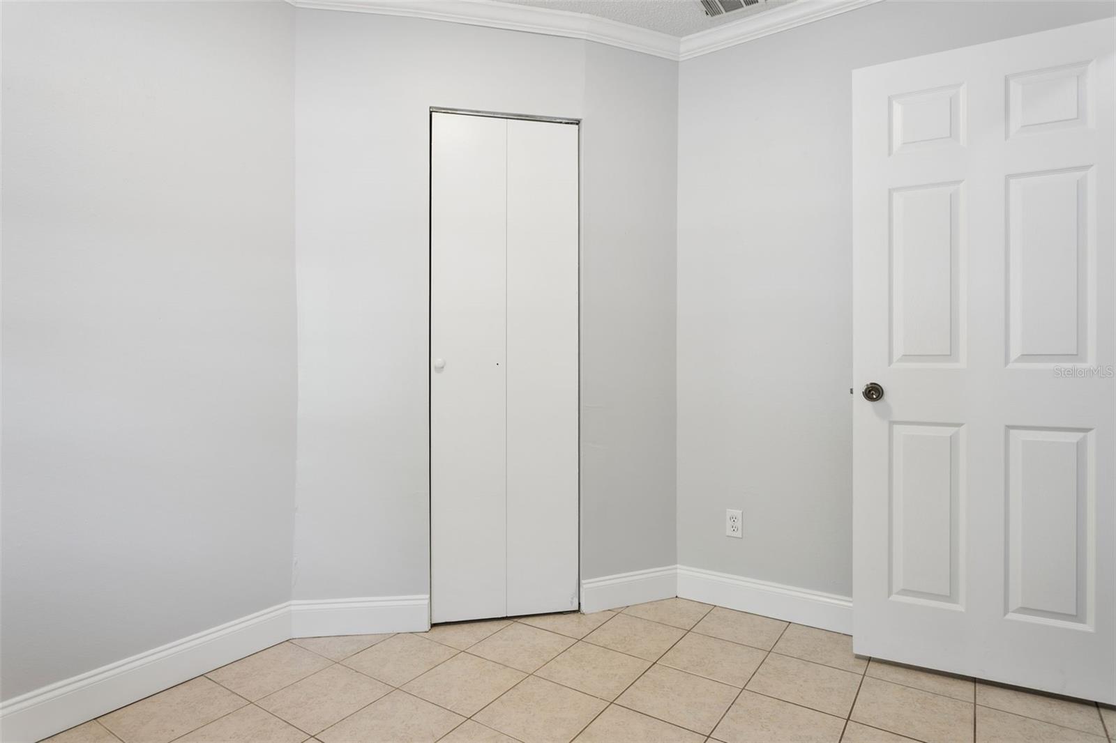 Image 32 of 50 For 10307 Councils Way