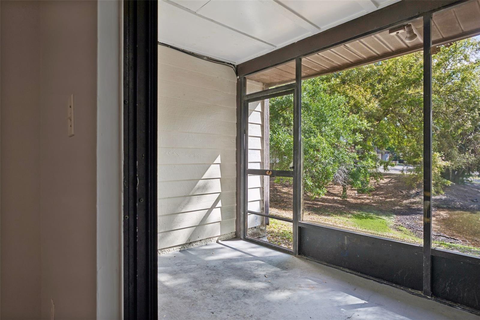 Image 41 of 50 For 10307 Councils Way