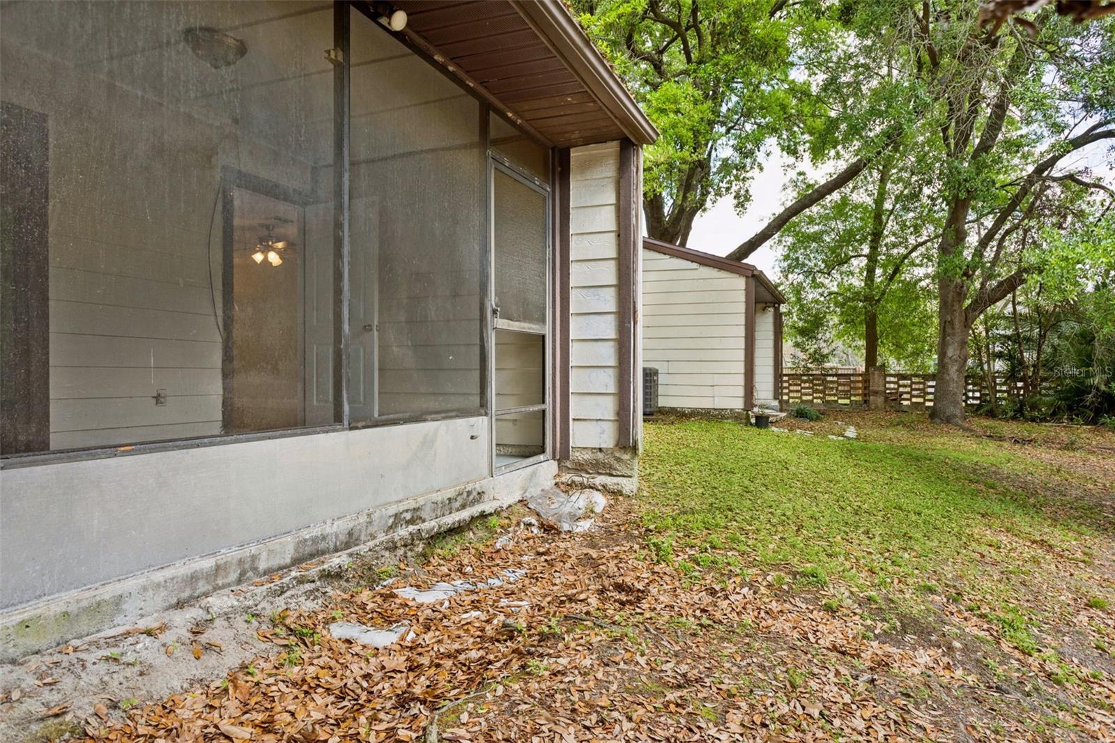 Image 46 of 50 For 10307 Councils Way