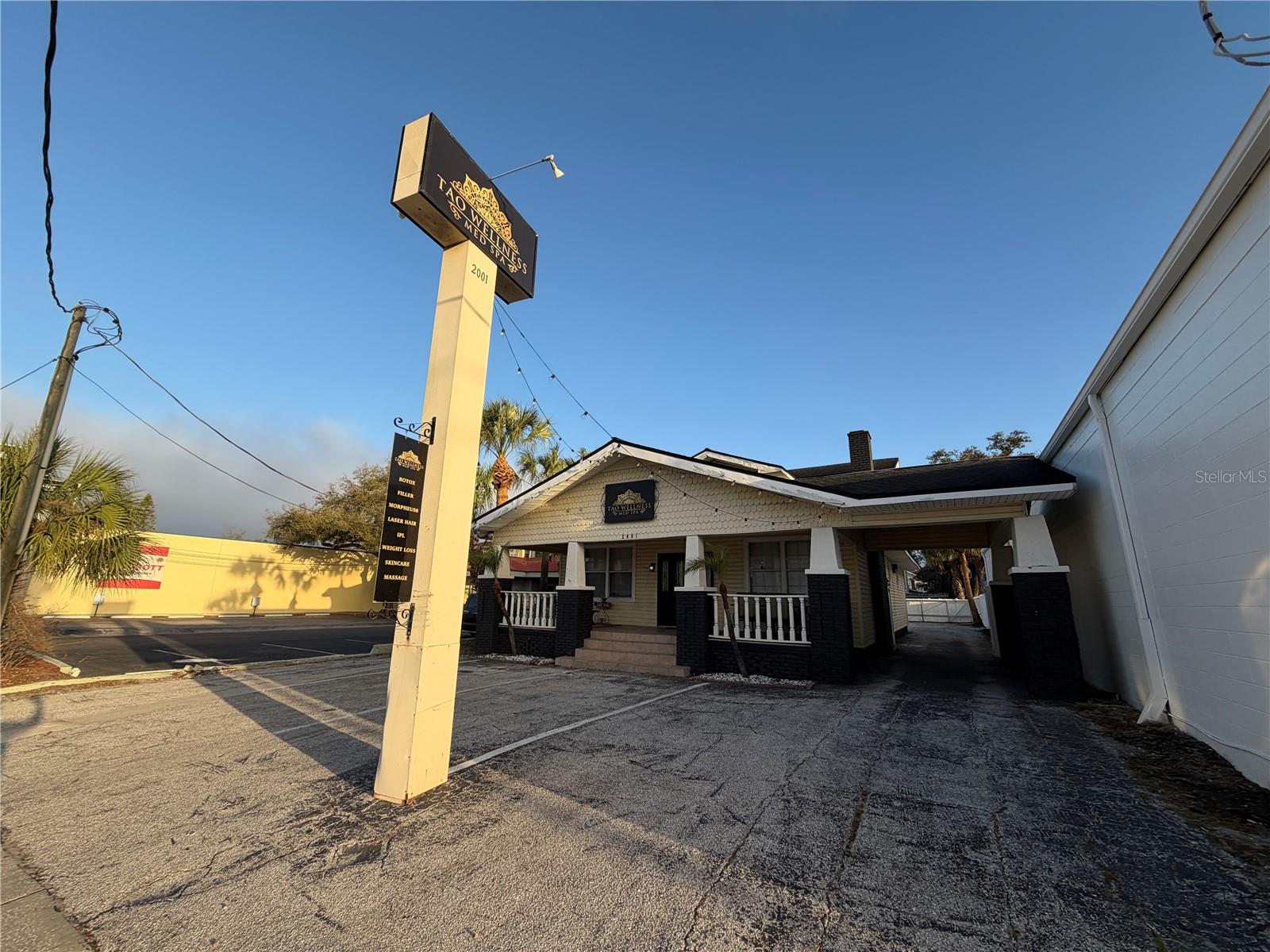 Image 2 of 22 For 2001 Kennedy Boulevard