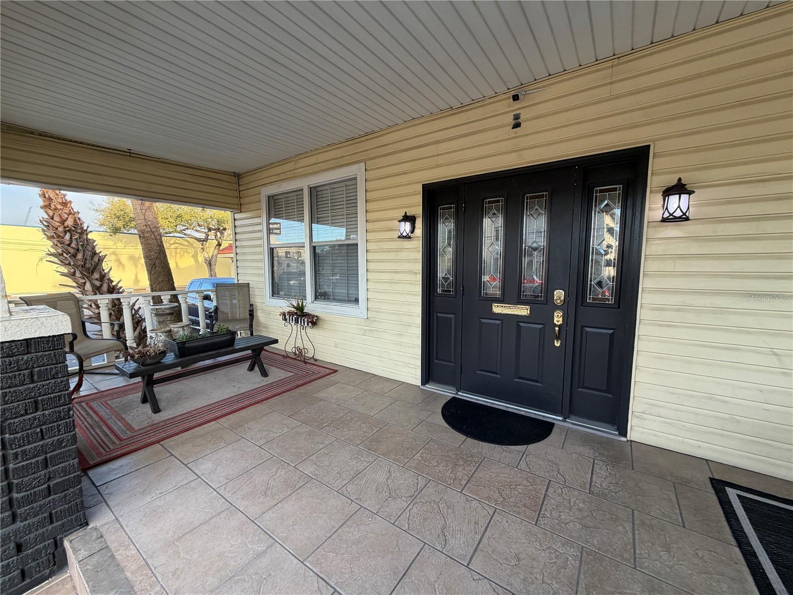 Image 4 of 22 For 2001 Kennedy Boulevard