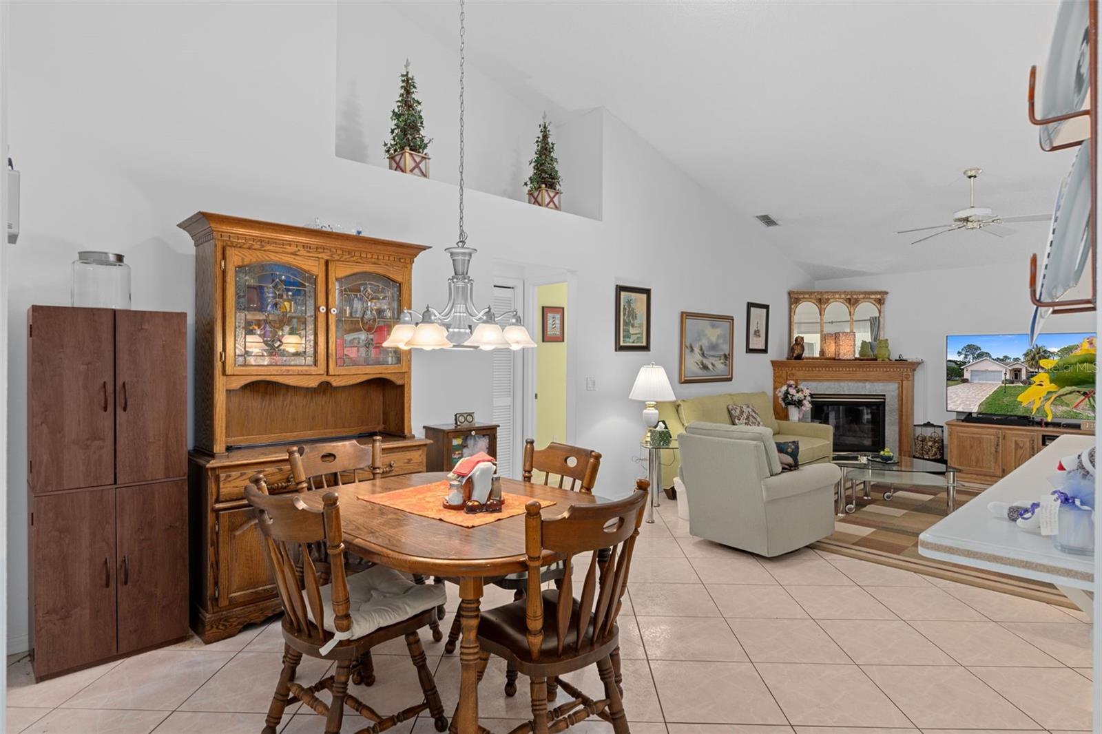 Image 14 of 89 For 7348 Clearmeadow Drive