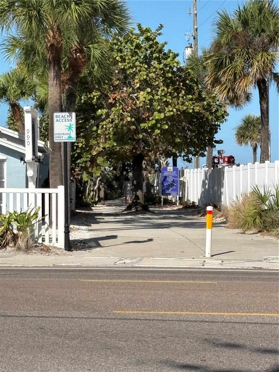 Image 29 of 39 For 929 Gulf Boulevard 55