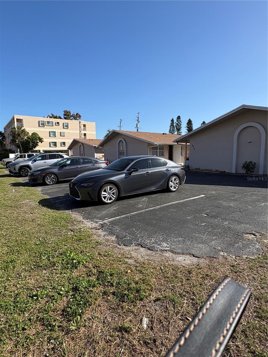 Image 37 of 39 For 929 Gulf Boulevard 55