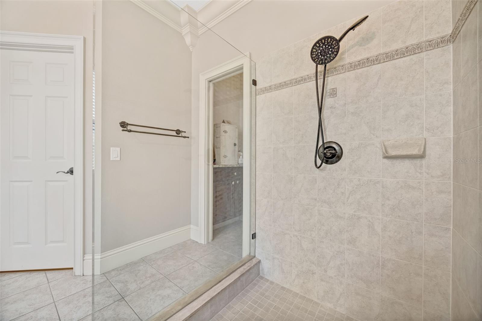 Image 40 of 85 For 2817 Rolling Acres Place