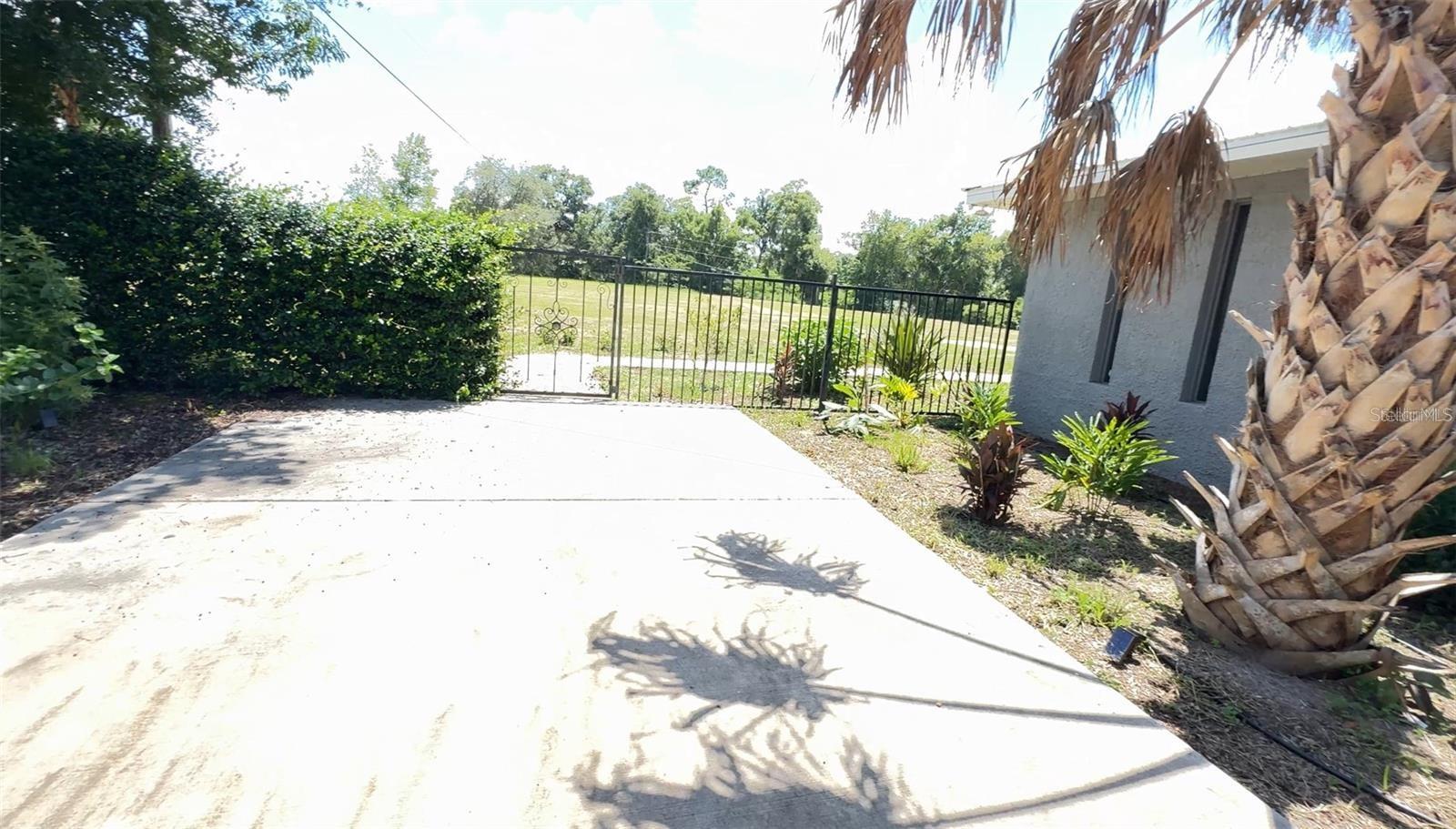 Image 38 of 57 For 4925 Us Highway 441