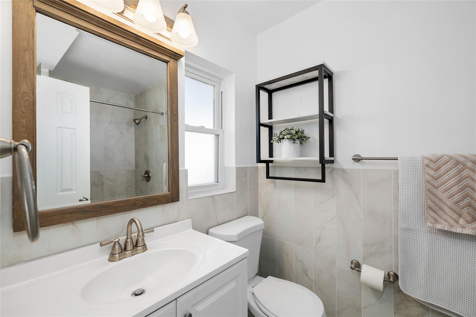 Image 16 of 48 For 1048 Charles Street