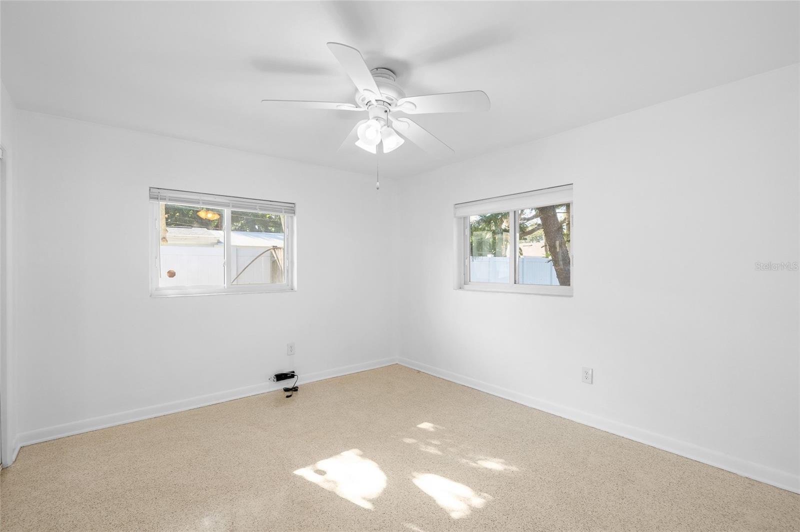 Image 22 of 48 For 1048 Charles Street