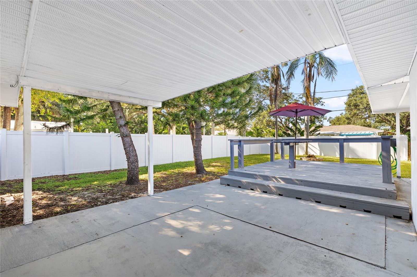 Image 27 of 48 For 1048 Charles Street