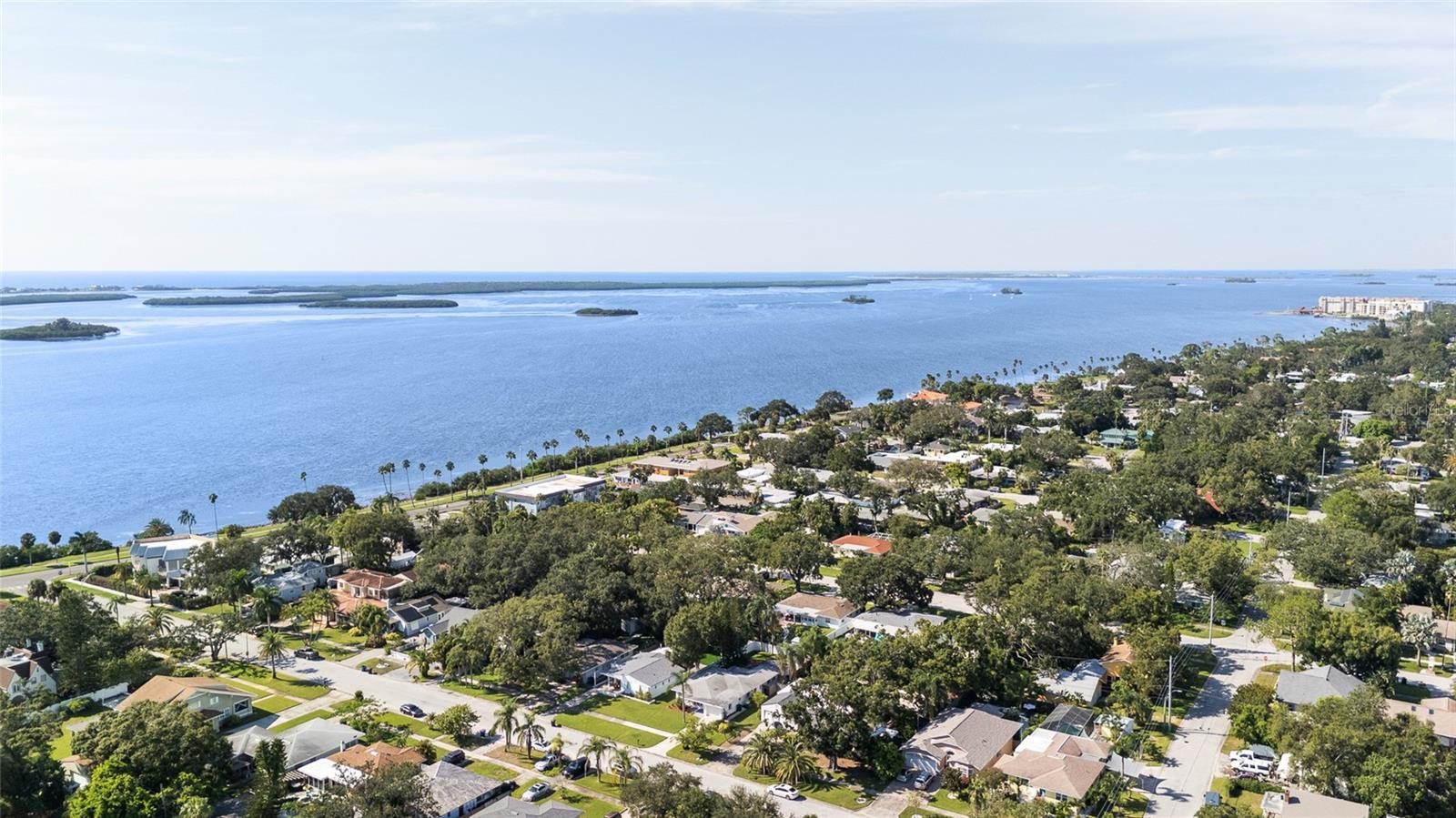 Image 43 of 48 For 1048 Charles Street