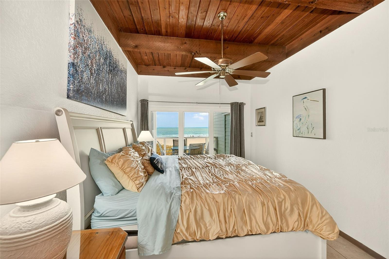 Image 34 of 53 For 19530 Gulf Boulevard 2b