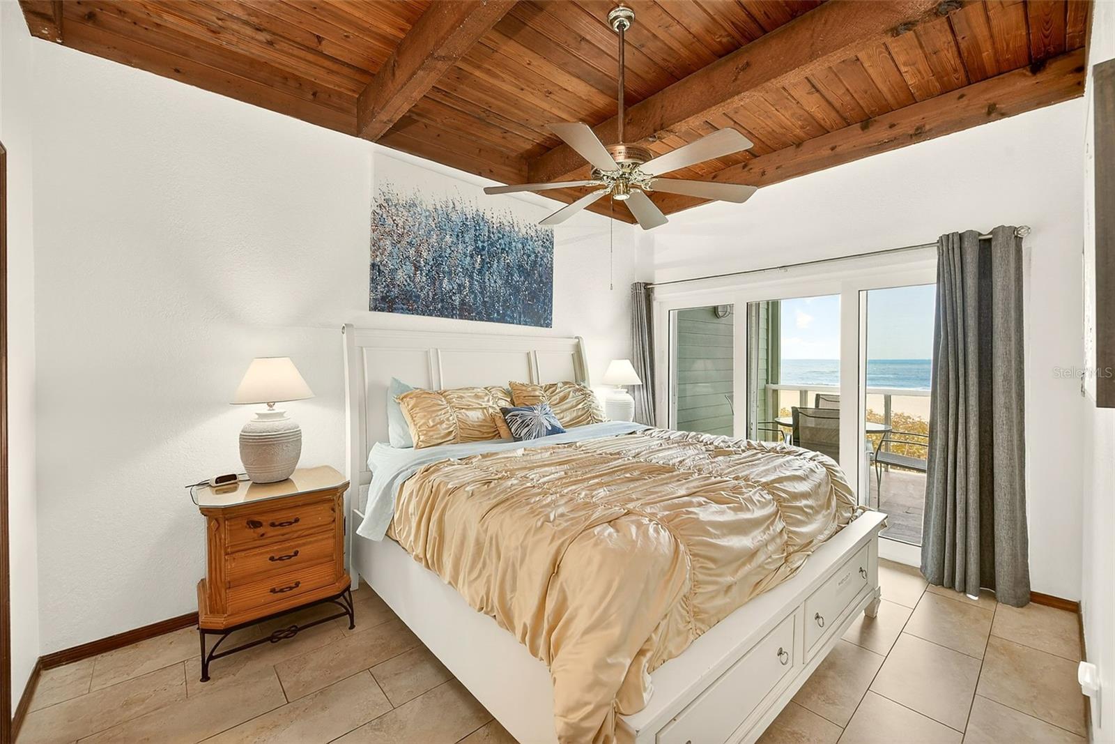 Image 35 of 53 For 19530 Gulf Boulevard 2b