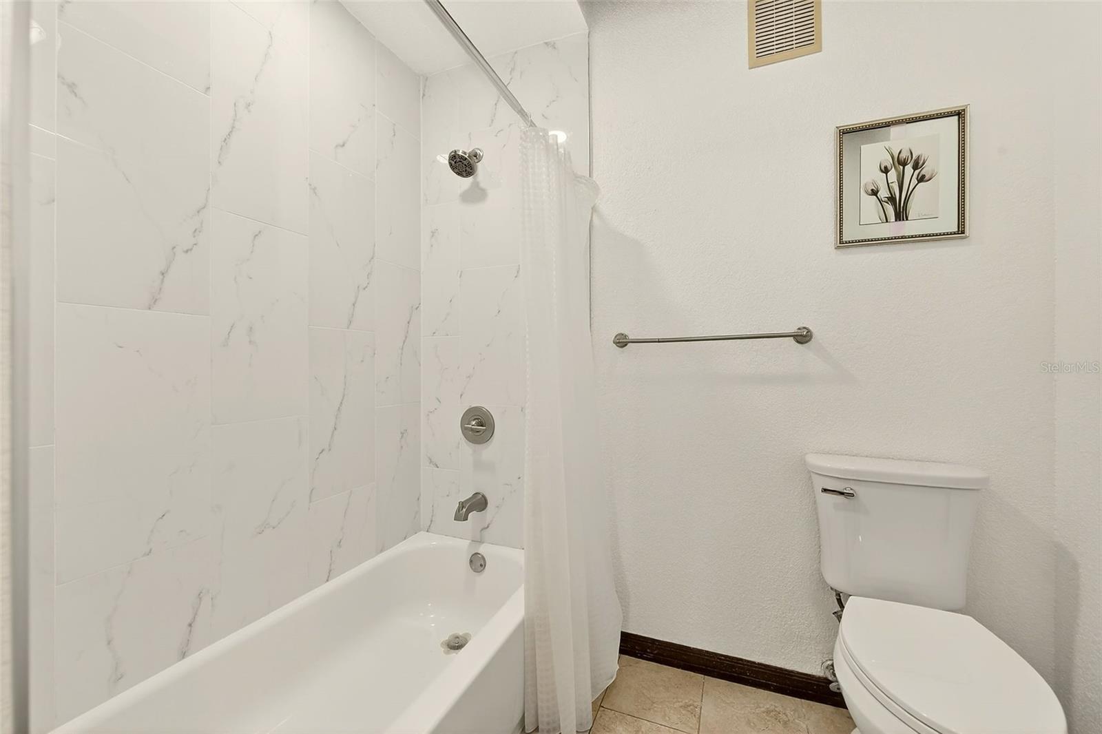 Image 37 of 53 For 19530 Gulf Boulevard 2b