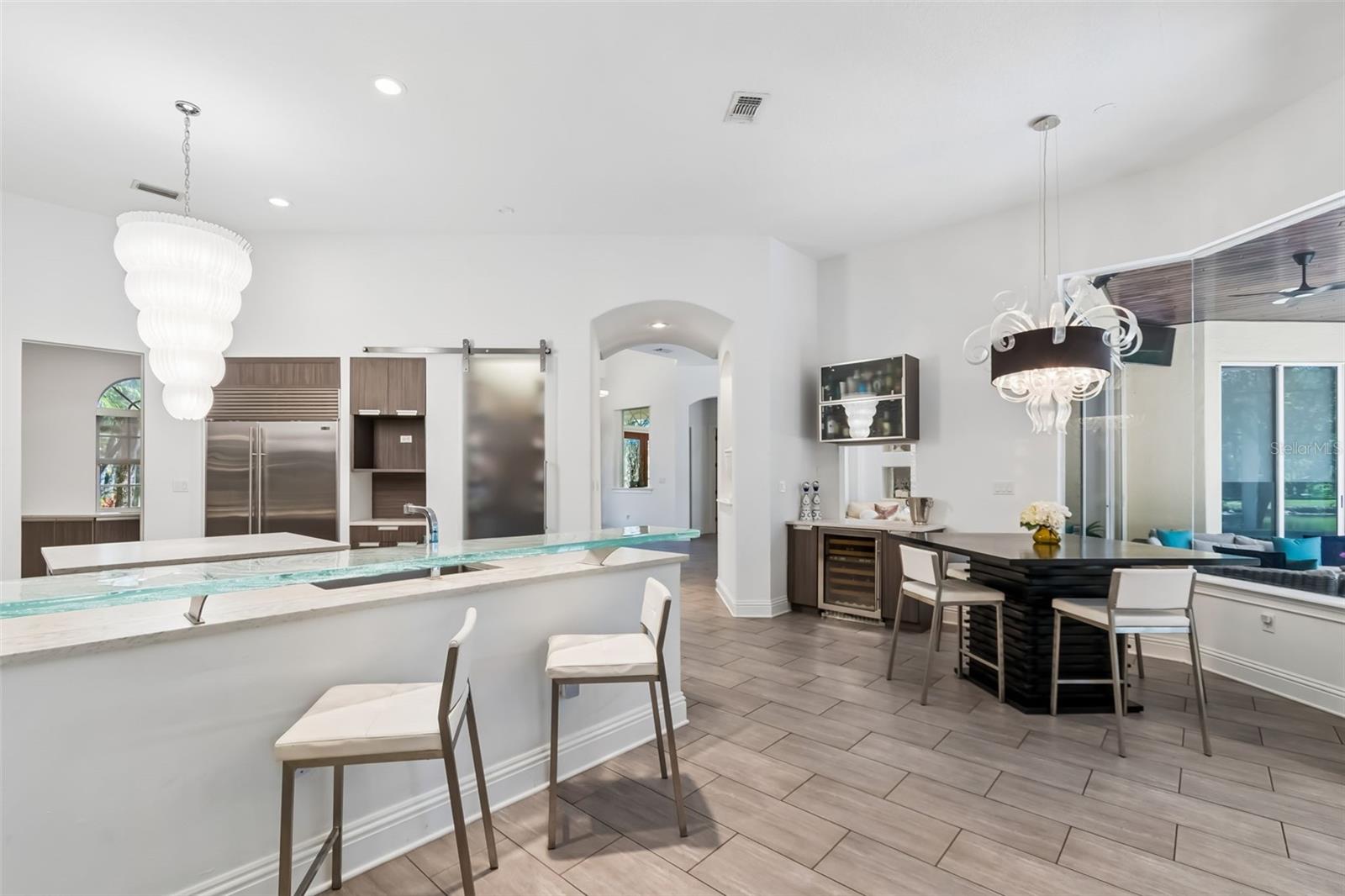 Listing photo id 13 for 17008 Madres De Avila