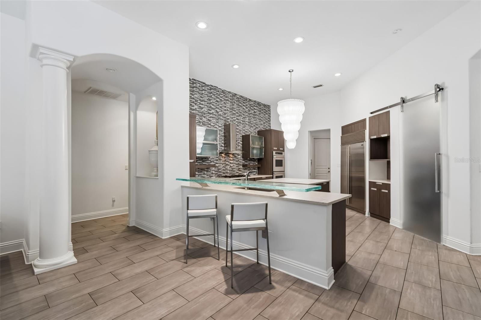 Listing photo id 14 for 17008 Madres De Avila