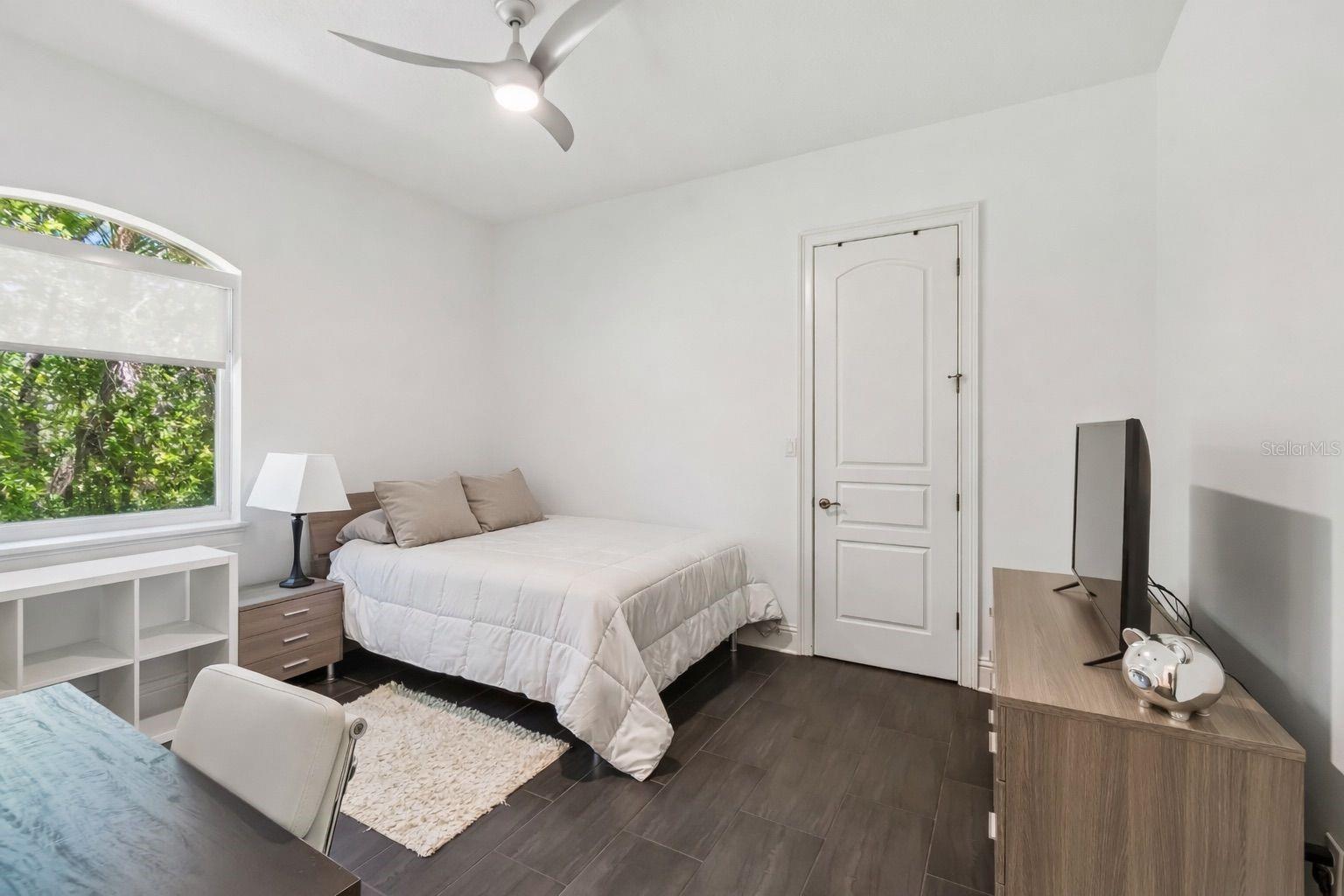 Listing photo id 27 for 17008 Madres De Avila