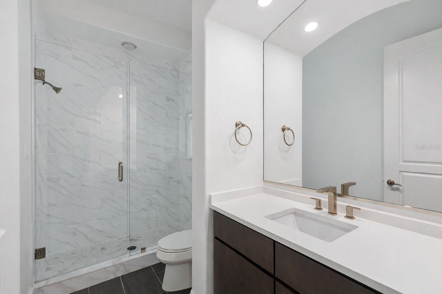 Listing photo id 28 for 17008 Madres De Avila