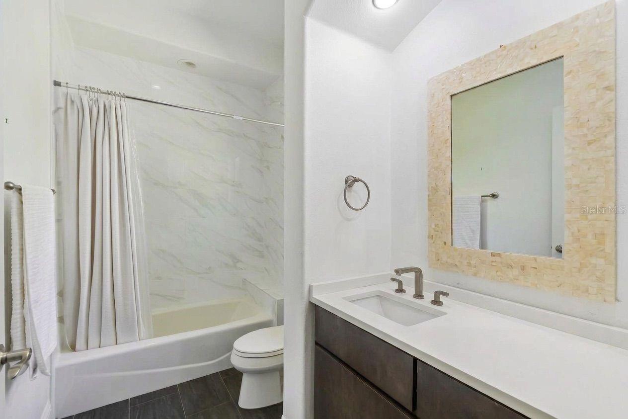 Listing photo id 30 for 17008 Madres De Avila