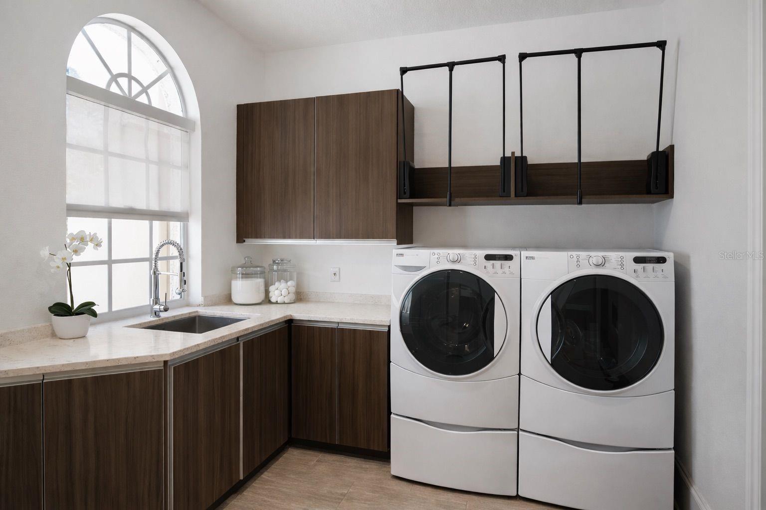 Listing photo id 33 for 17008 Madres De Avila