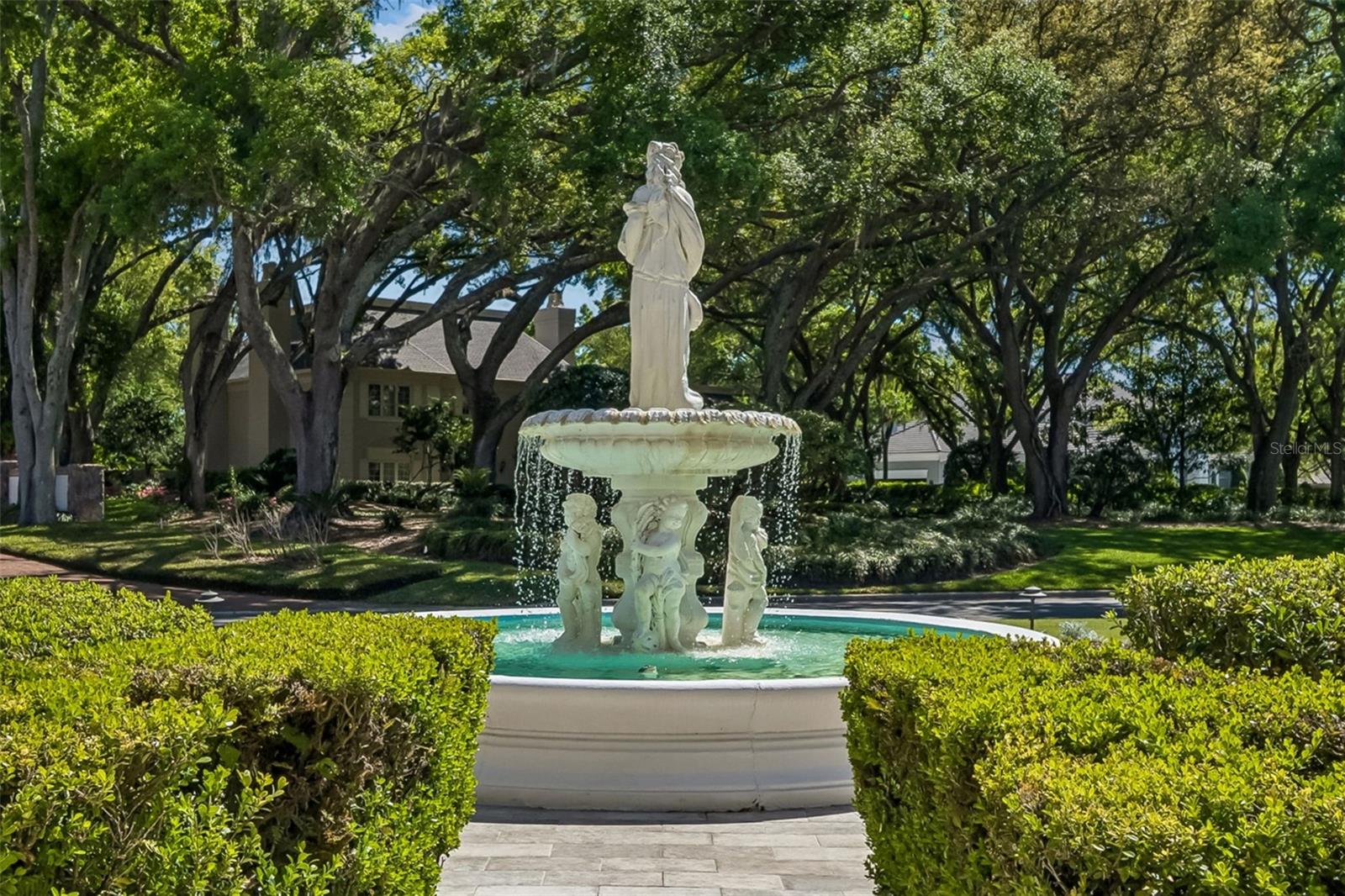 Listing photo id 42 for 17008 Madres De Avila